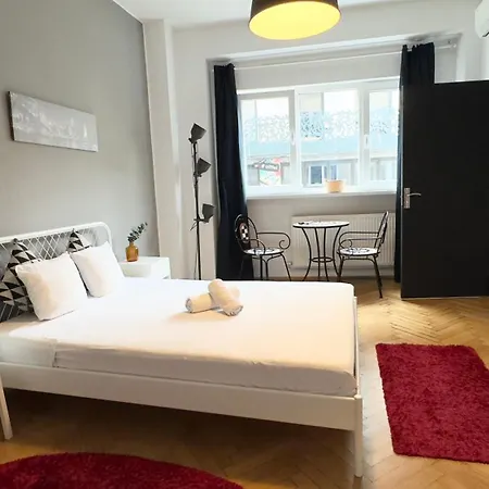 Old Town Central Loft